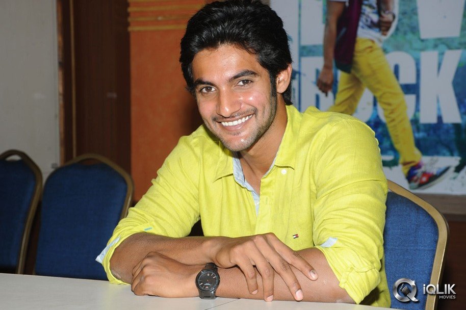 Aadi-Pyaar-Mein-Padipoyane-Press-Meet-Photos